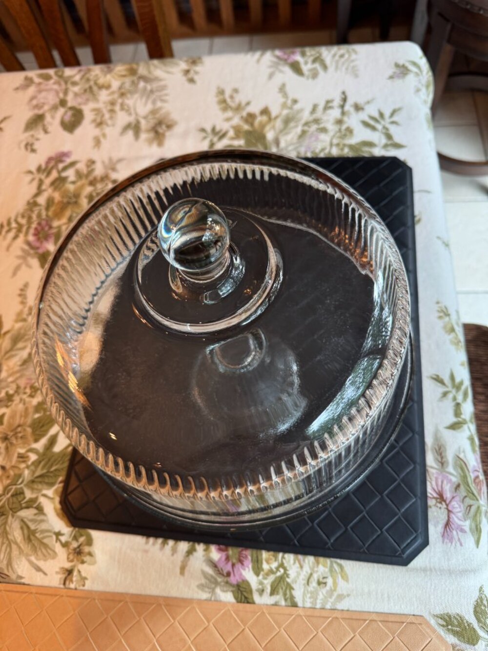 Vintage Anchor Hocking Monaco 2 in 1 Ribbed Glass Cake Plate Dome Cover - Picture 7 of 7